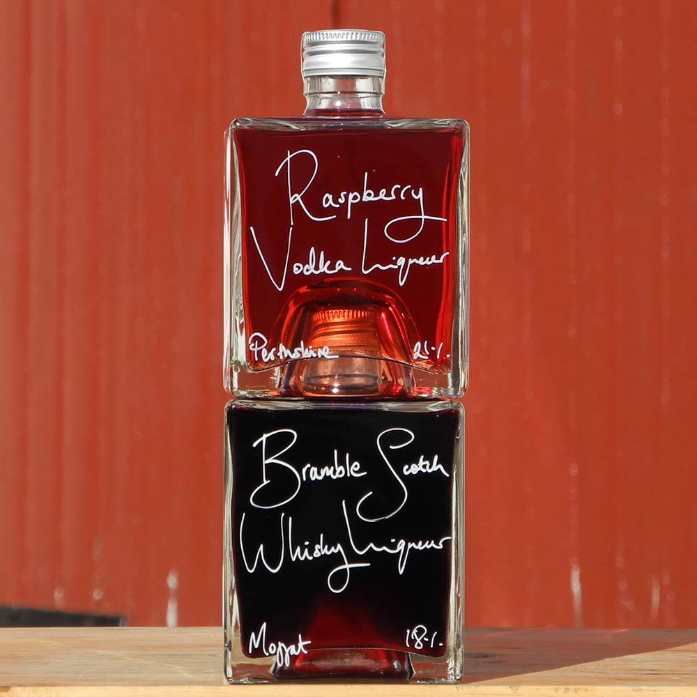 Bramble Scotch Whisky Liqueur and Raspberry Vodka Liqueur Stacking Gift Set